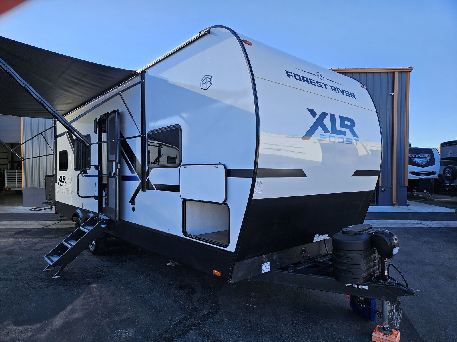 New 2026 Forest River XLR Boost 2514B Toy Hauler 14ft Garage! Solar! Half Ton Towable!