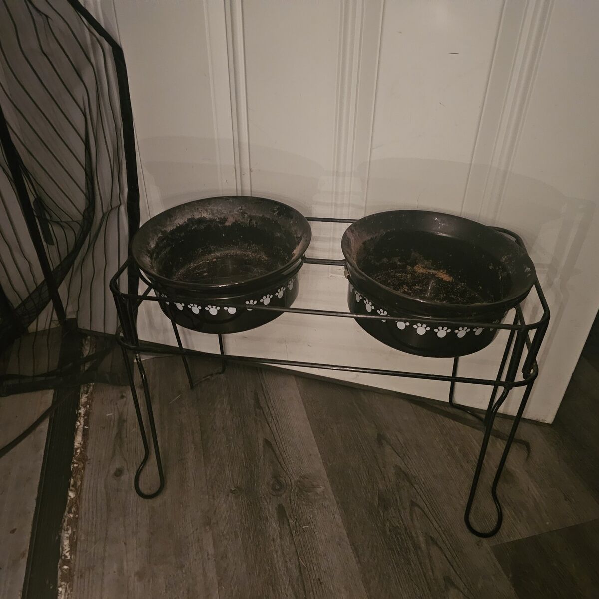 Dog Bowl Stand & Bowls