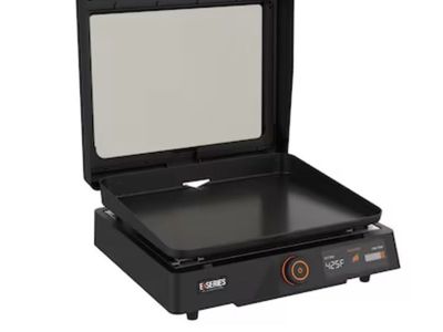 New Blackstone 17 inch Electric Griddle