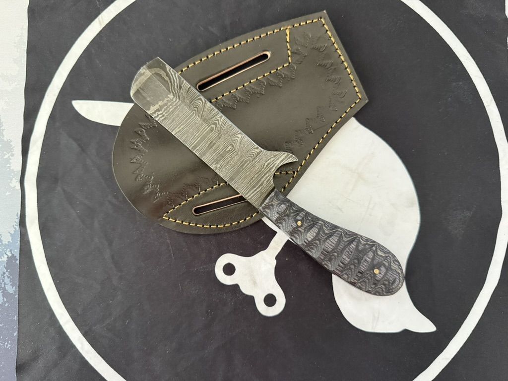 Damascus Bull Cutter Knife