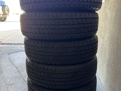 5 Bridgestone Dueler Tires 255/70R18