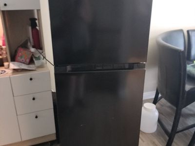 10.1 cu. ft. Top Freezer Refrigerator in Black Garage Ready, Energy Star Certified