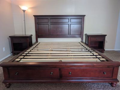 Beautiful 6-Peice King Size Bedroom Set Darkwood