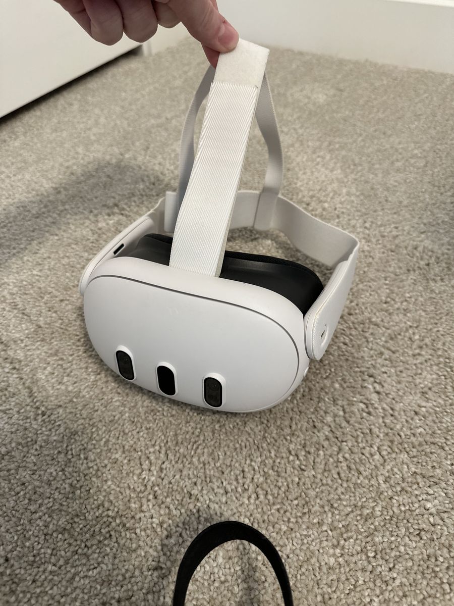 Meta Quest 3 512gb w/ Travel Case