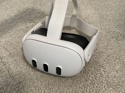 Meta Quest 3 512gb w/ Travel Case