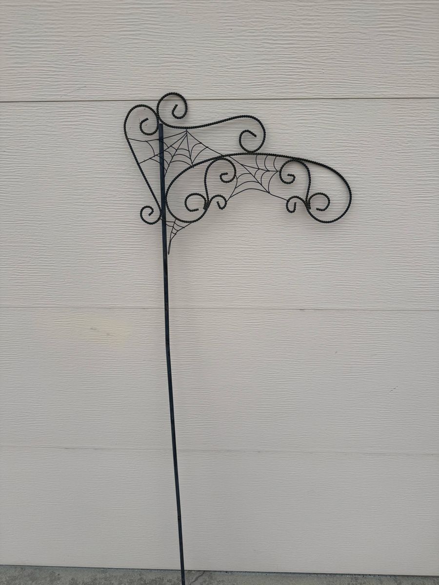 Spiderweb Shepard’s hook 59” tall