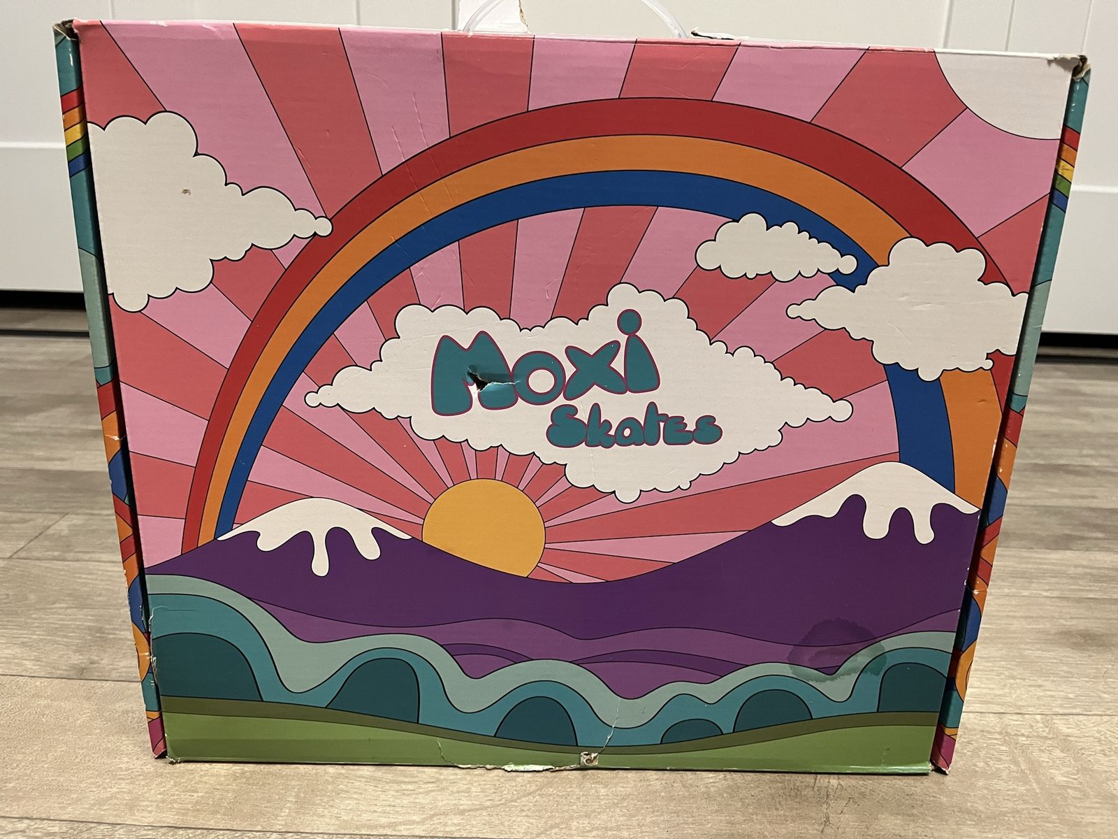 Moxi Skates - Rainbow Rider