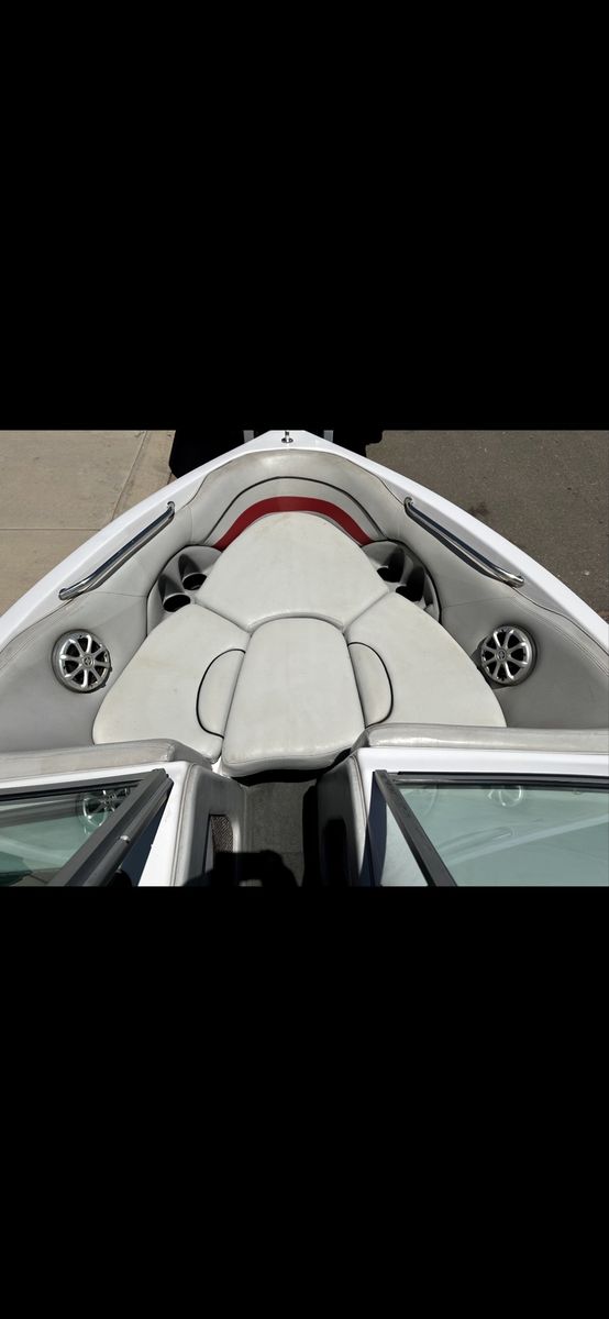 Main image 11