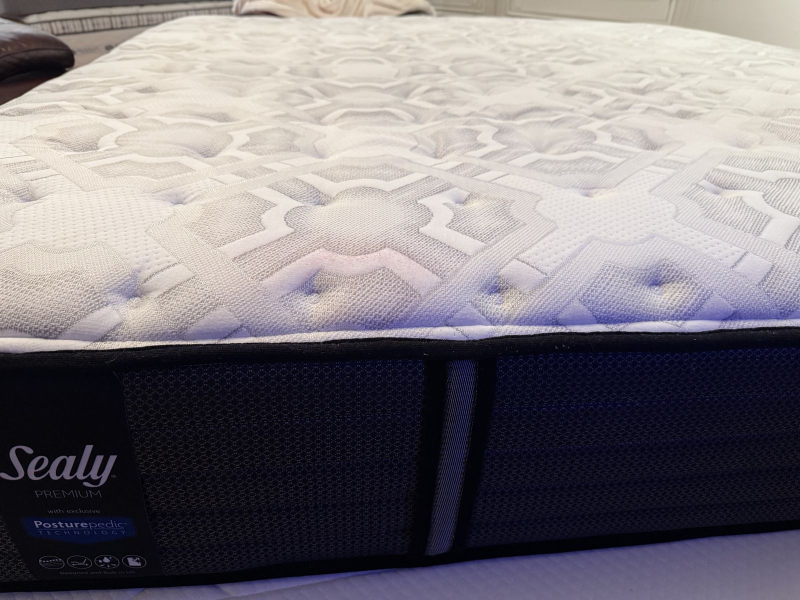 King sealy premium posturepedic mattress