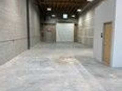 1960 SF Warehouse for Sublease in Bluffdale