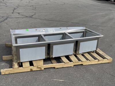 REGENCY Three Compartment Sink 81”x35”x19” Stainless Steel 600S32424