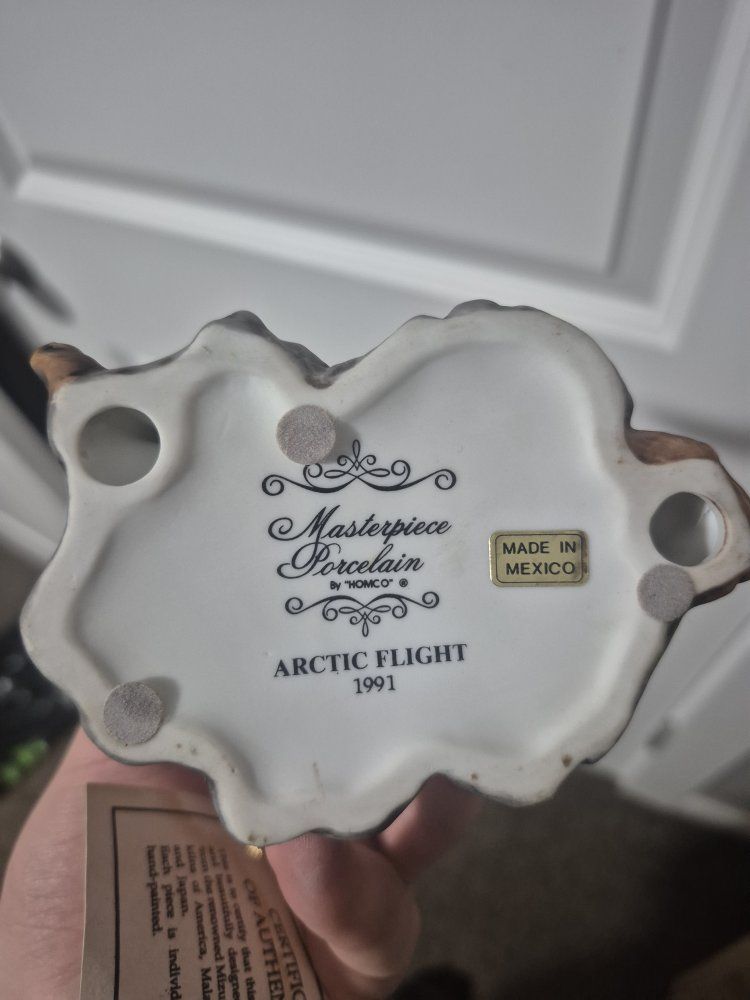 Main image 4