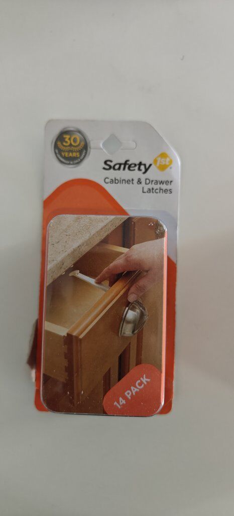Cabinet and Drawer Latches