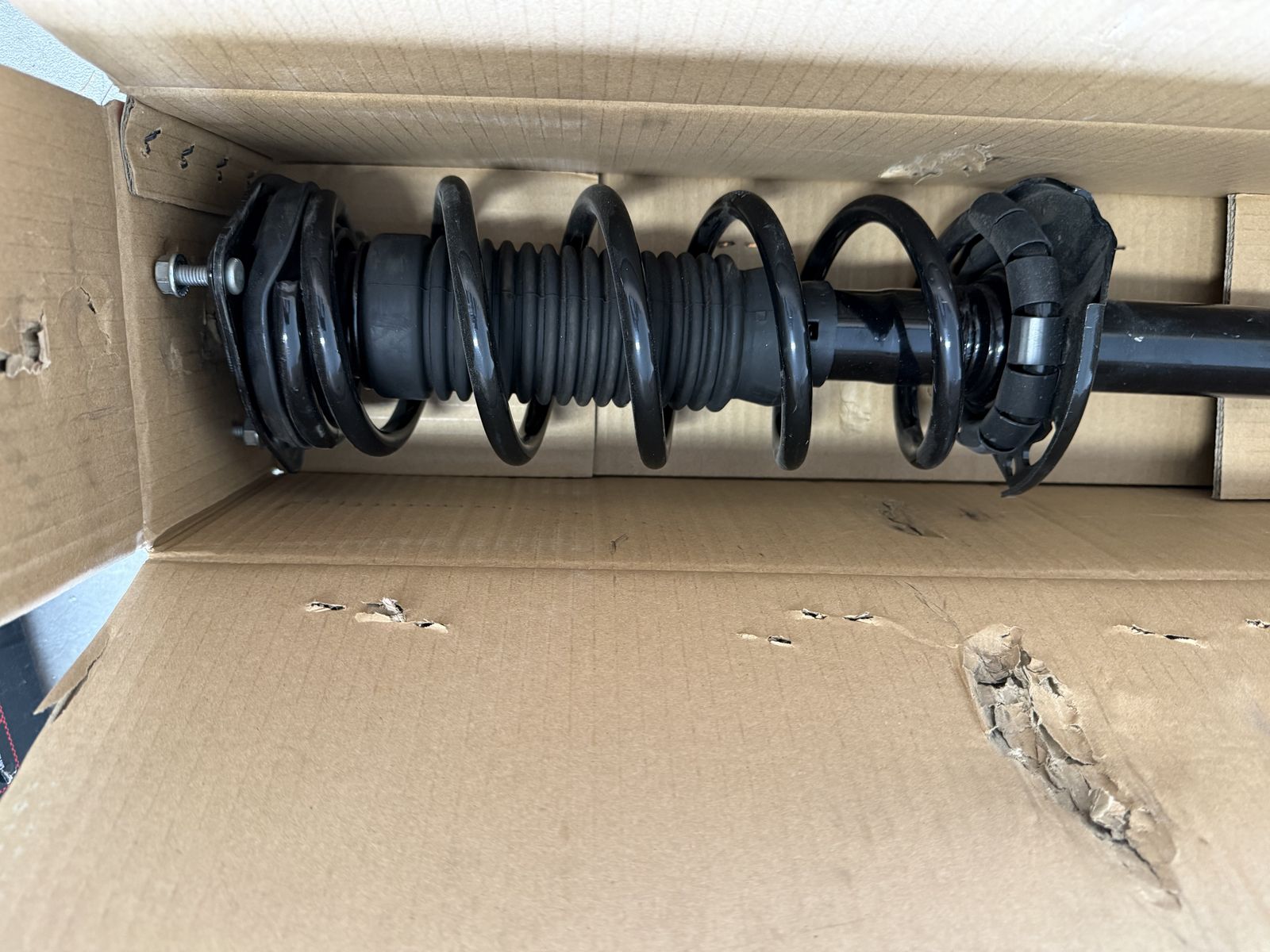 FCS Comete Strut - Q50
