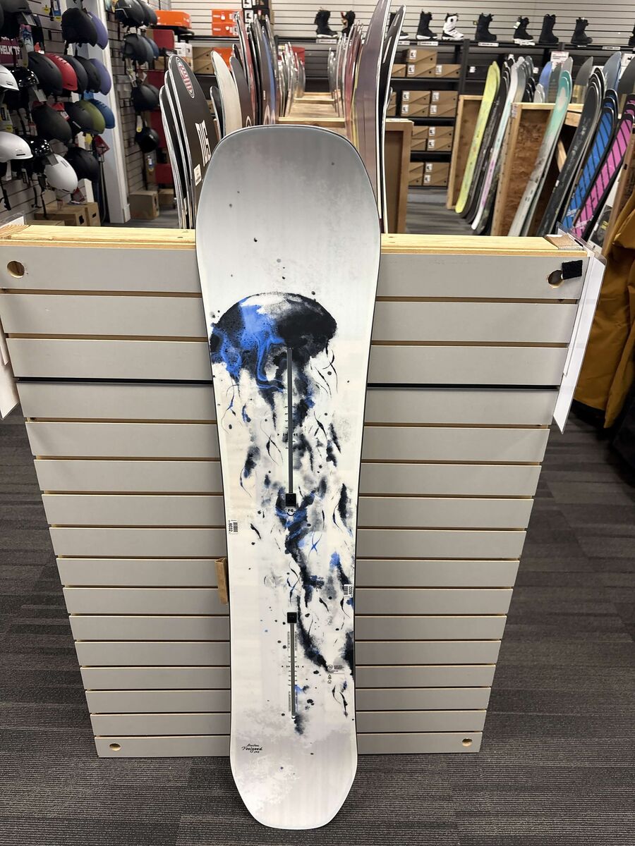 Burton Feelgood 142cm Snowboard - Used (2026)
