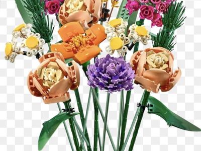 LEGO Creator Expert Flower Bouquet Building Kit (10280) - Botanical Collection