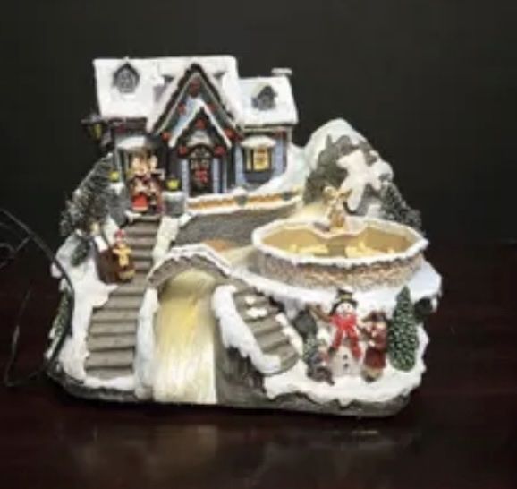 Main image 4