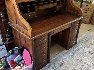 National Mt. Airy Vintage Wood Roll-Top Desk with Multiple Drawers and Organizer
