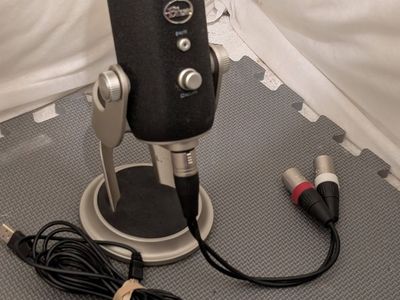 Blue Yeti Pro USB & XLR Multi-Pattern Studio Condenser Microphone