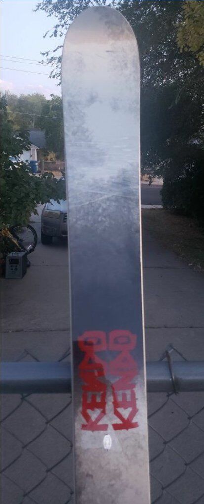 SKIS VöLkl KENDO model 88
Völkl Kendo
model Kendo