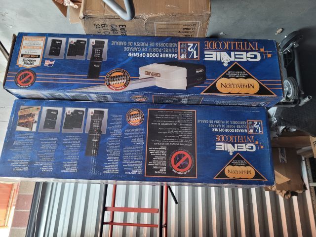 Genie Intellicode Medallion 1/2 HP Garage Door Opener IMS1000-2