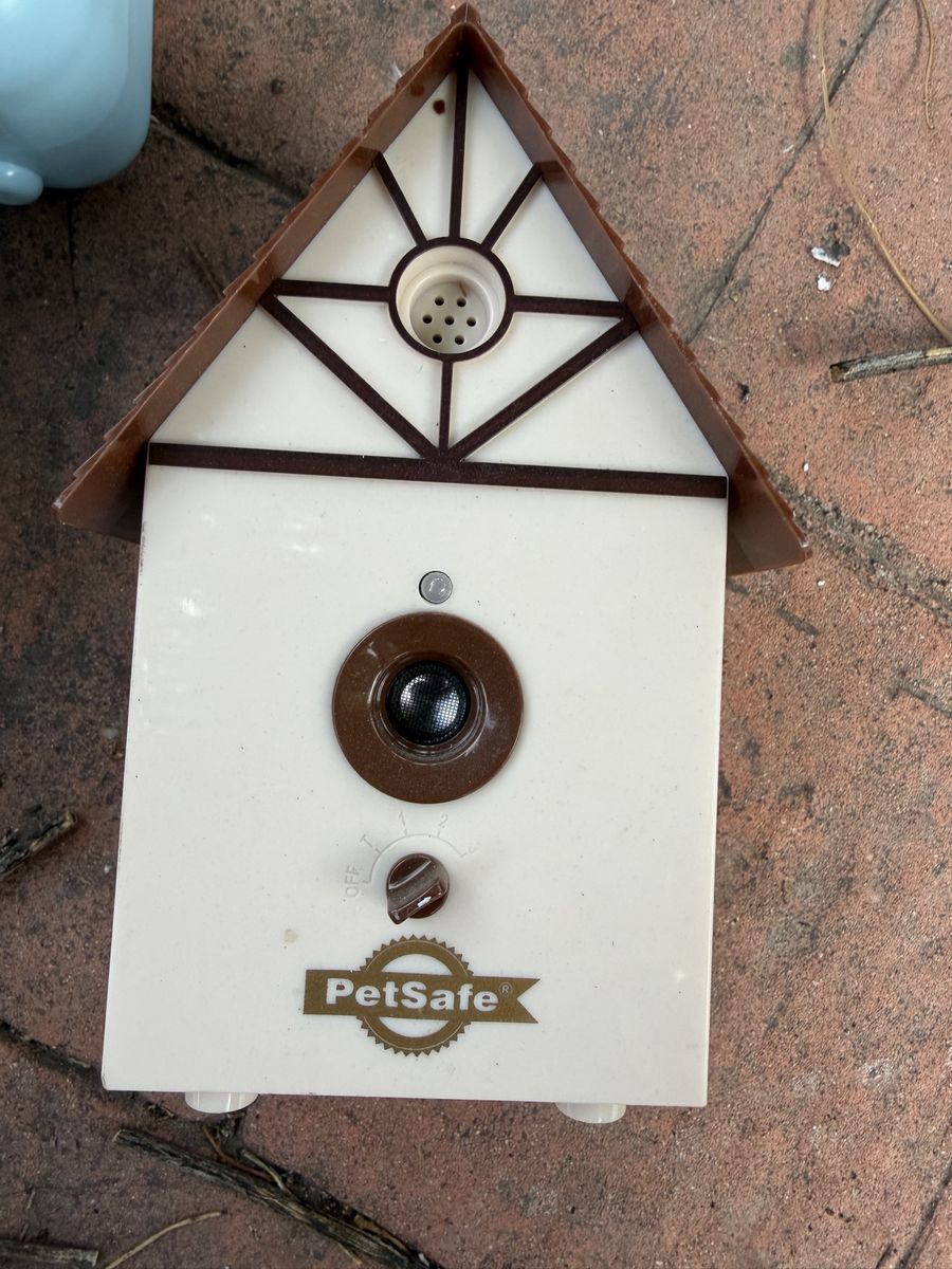 PetSafe Outdoor Bark Control Birdhouse Deterrent OBC-1000