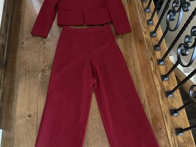 Jones New York women’s dress suit jacket size 6 slacks size 8 wine colored red inseam 31