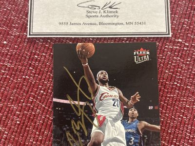 2006-07 Fleer Ultra Lebron James Autograph Hand Signed Cleveland Cavaliers NBA Basketball Card