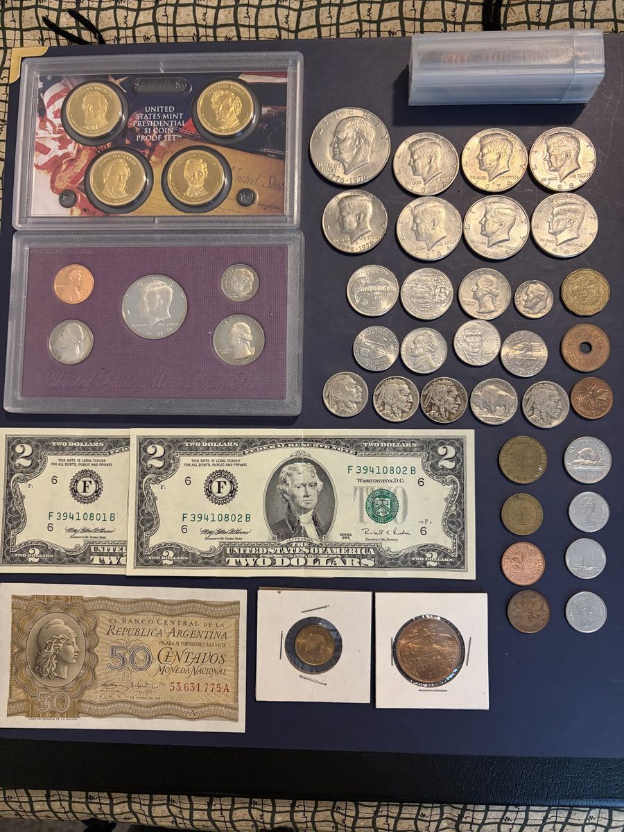Collectors Coin/ Currency Lot