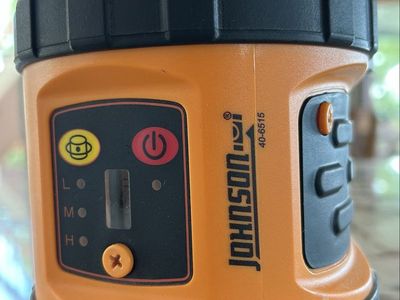 Johnson 40-6515 Self-Leveling Rotary Laser AS IS