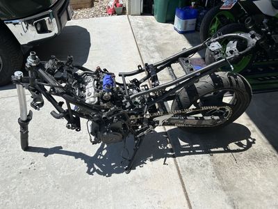 2024 ninja 500 Engine