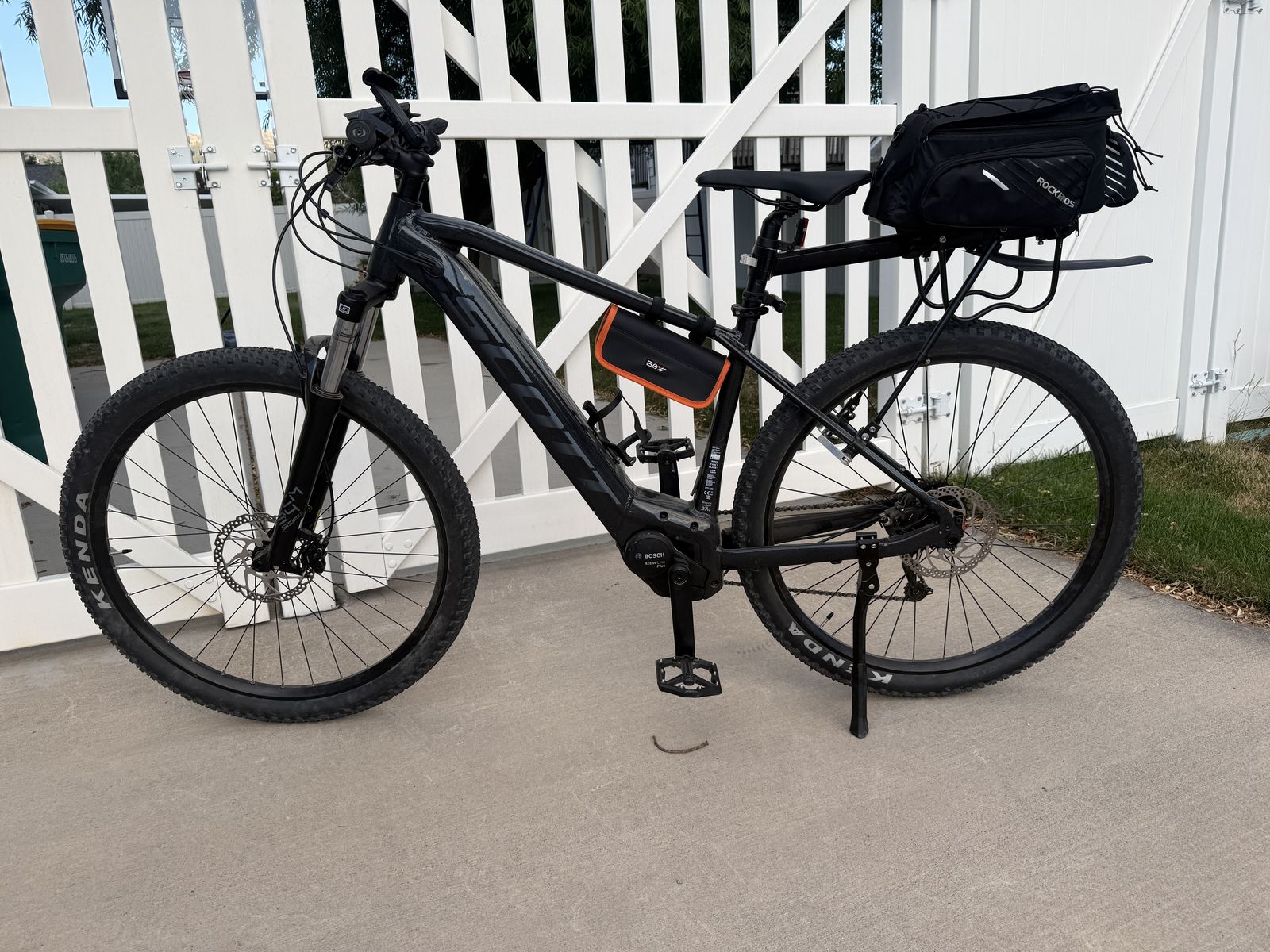 Scott Aspect E-Ride e-bike, ebike (large frame mid drive)