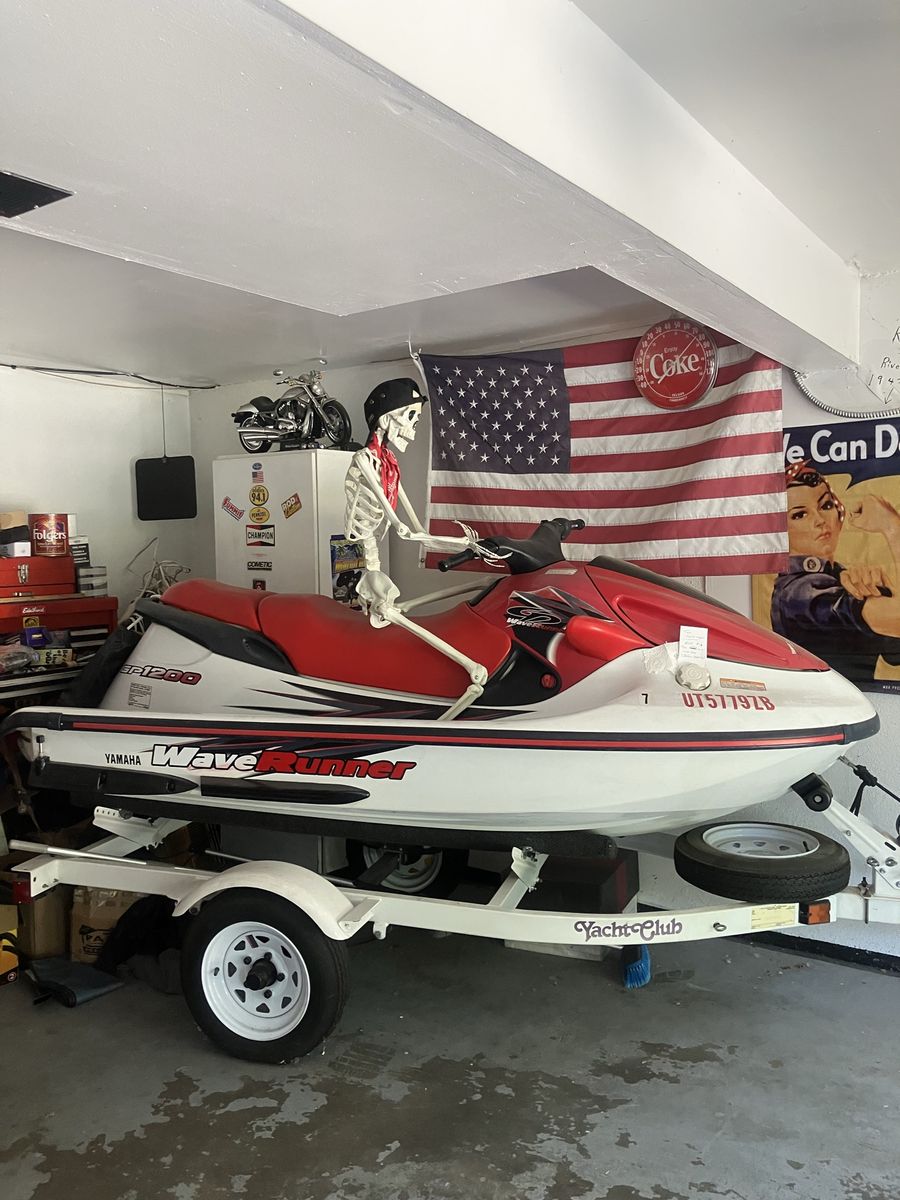 1997 Yamaha GP1200 WaveRunner 3-Cylinder PWC w/ Yacht Club Trailer