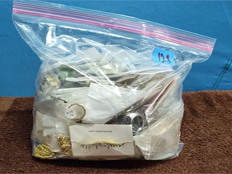 Main image 3