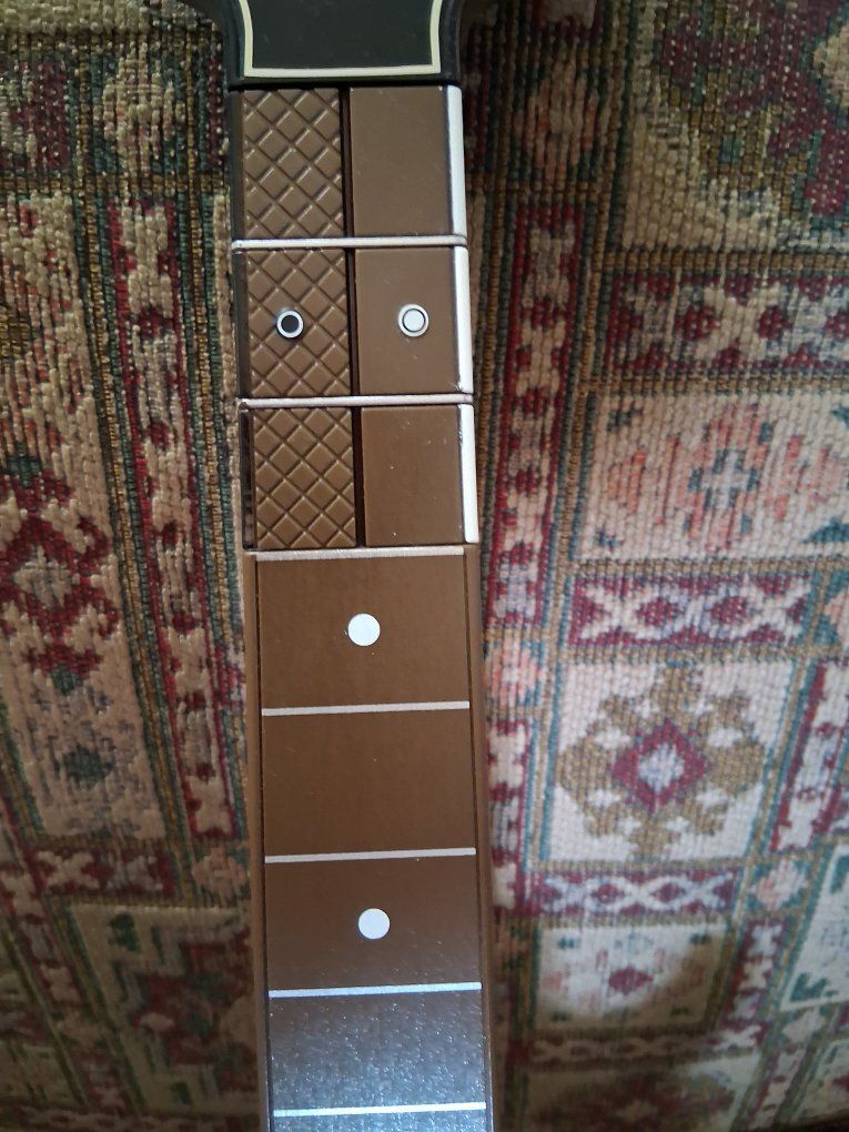 Main image 4