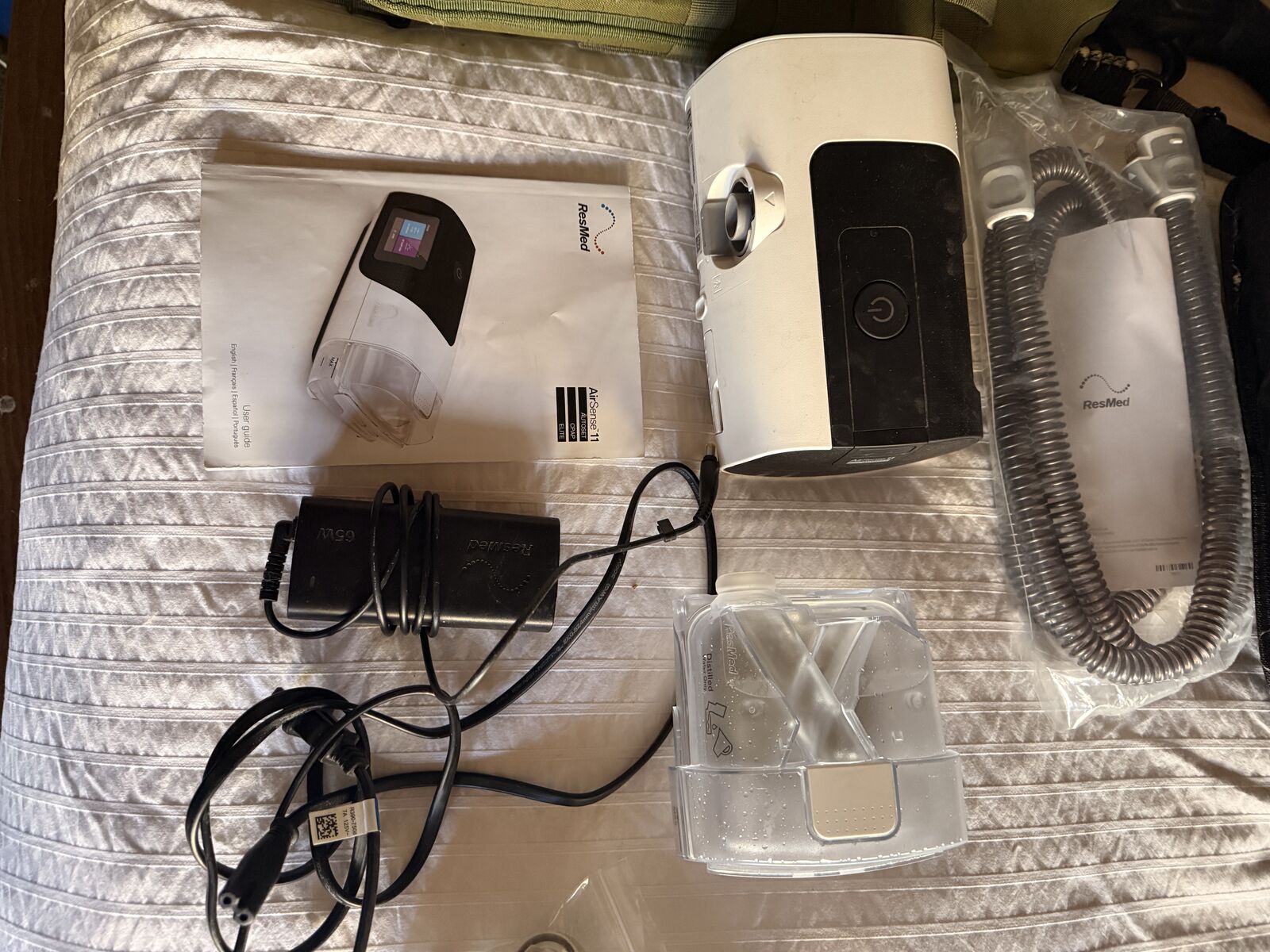 Resumed AirSense 11 including consumables