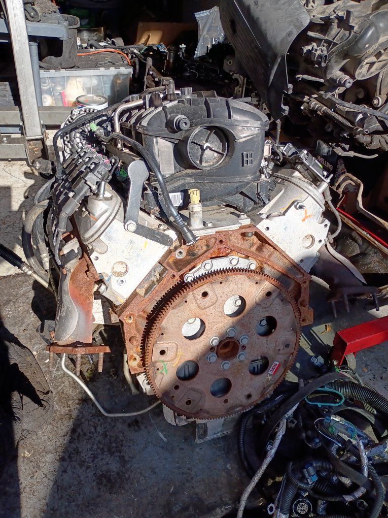 GM 4.8L LS Engine- Complete turn-key w/ 46k documented miles