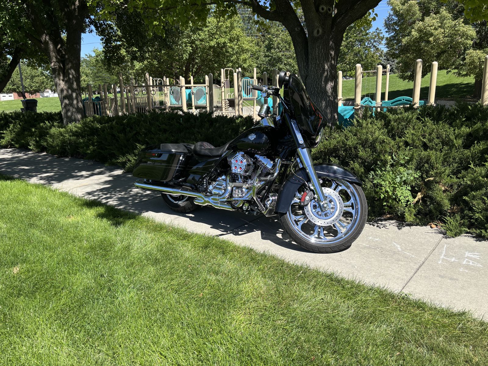 2014 Harley Davidson - Street Glide Special