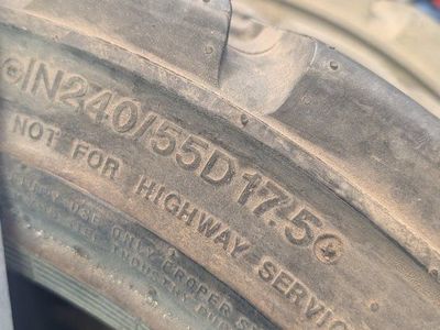 JLG TIRES