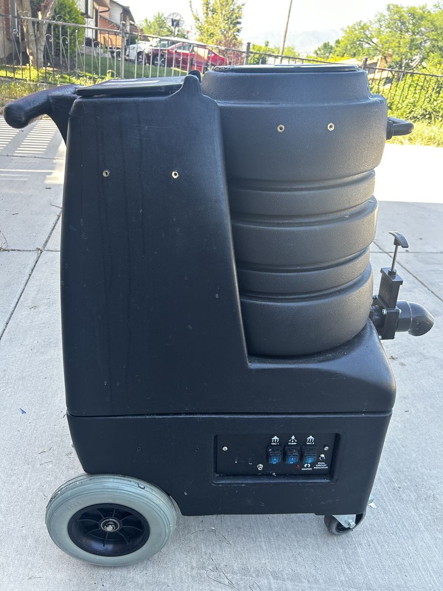 MyTee Breeze Extractor and accessories