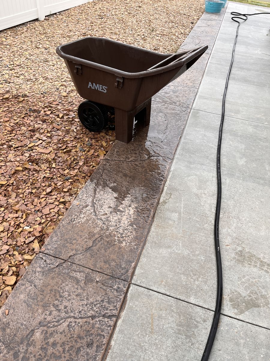 Wheelbarrow