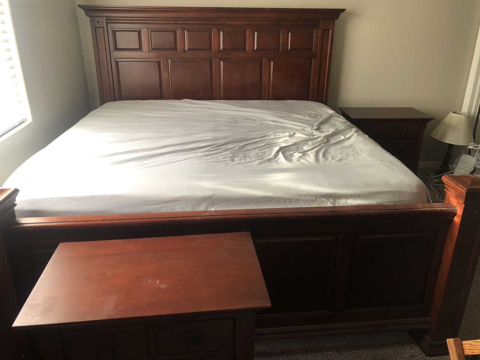 King Size bedroom set