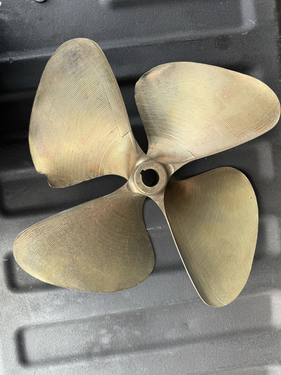 OJ Propeller 15.5 X 15 4 Blade