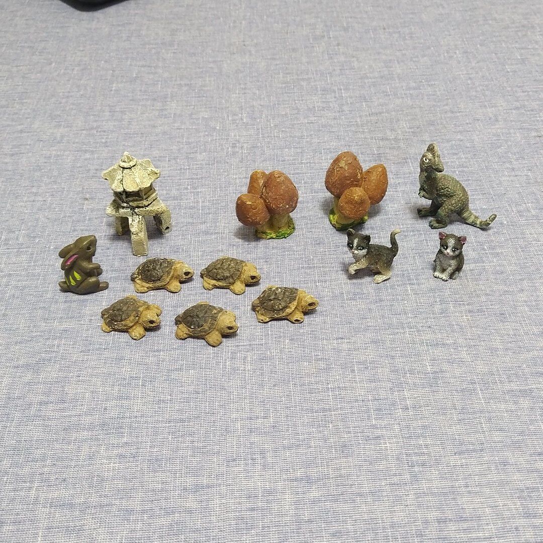Little Ceramic Figurines