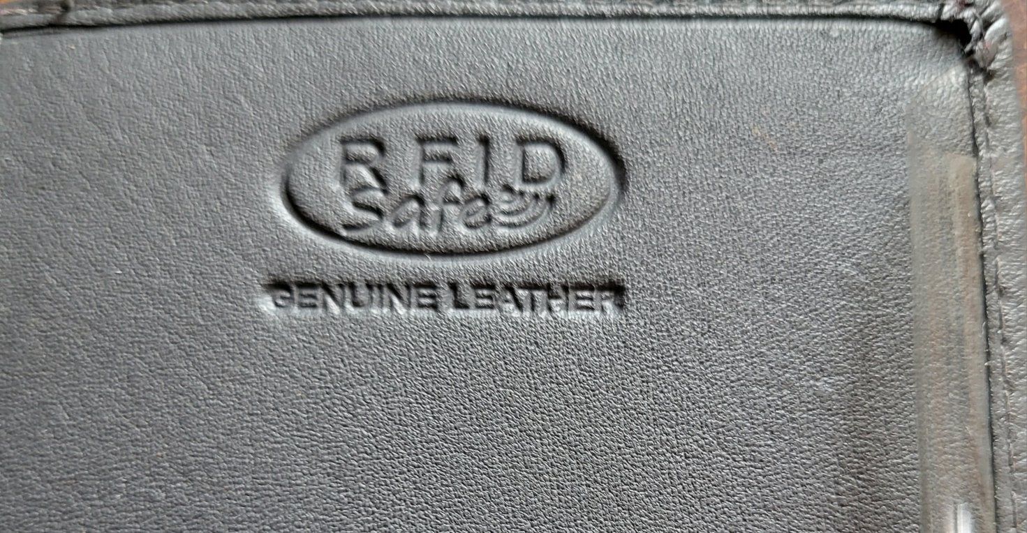 **NEW RFID CHECKBOOK WALLET**