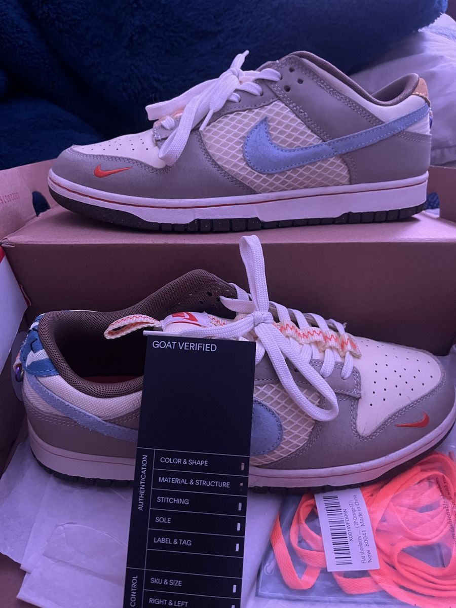 Size 9/5 cartoon dunks