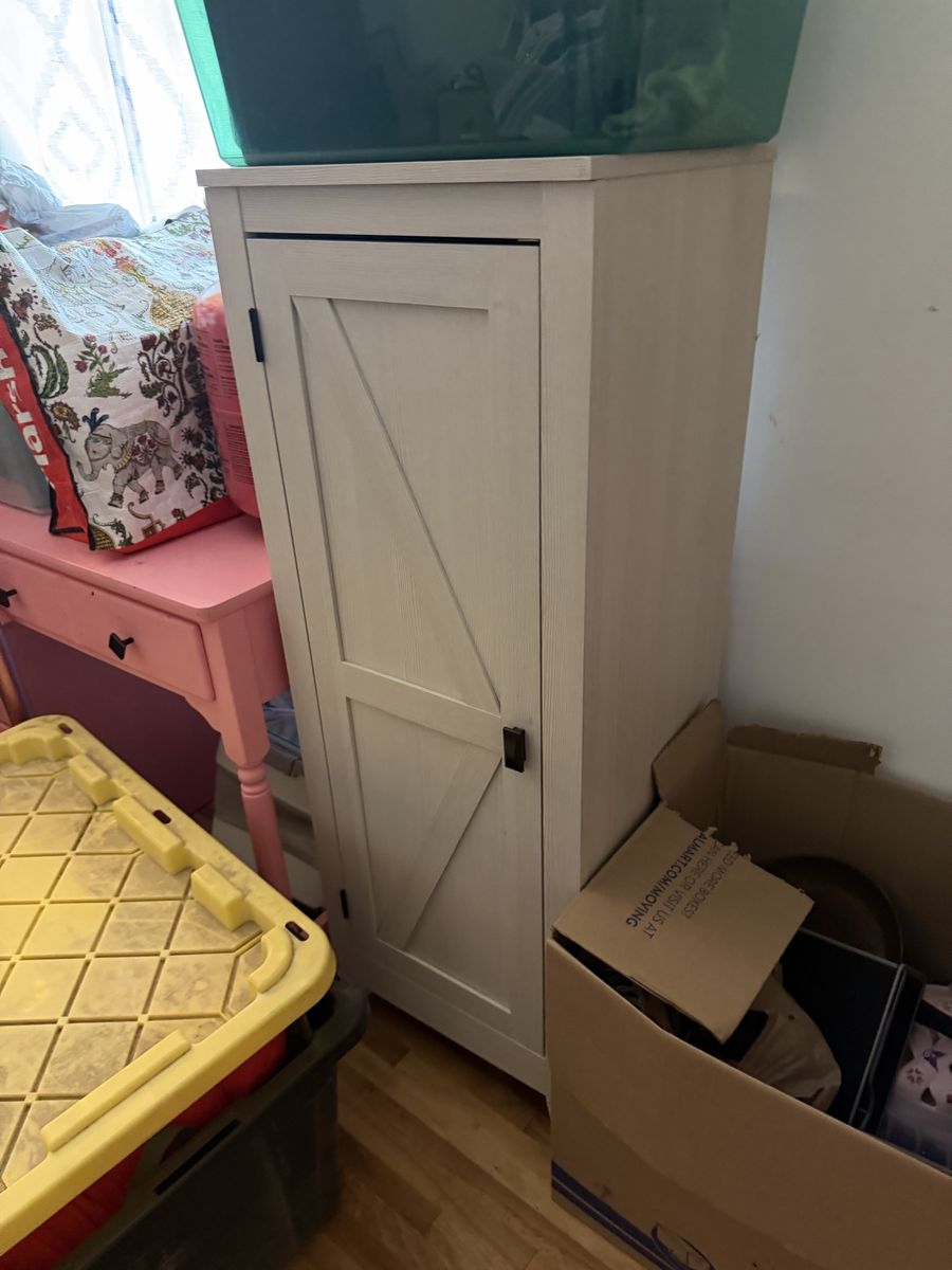 White Farmhouse Style Storage Cabinet with Single Door and Shelves
