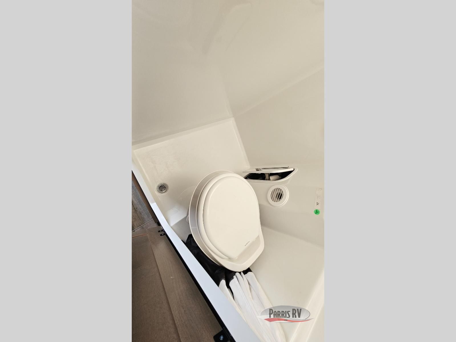 Main image 10