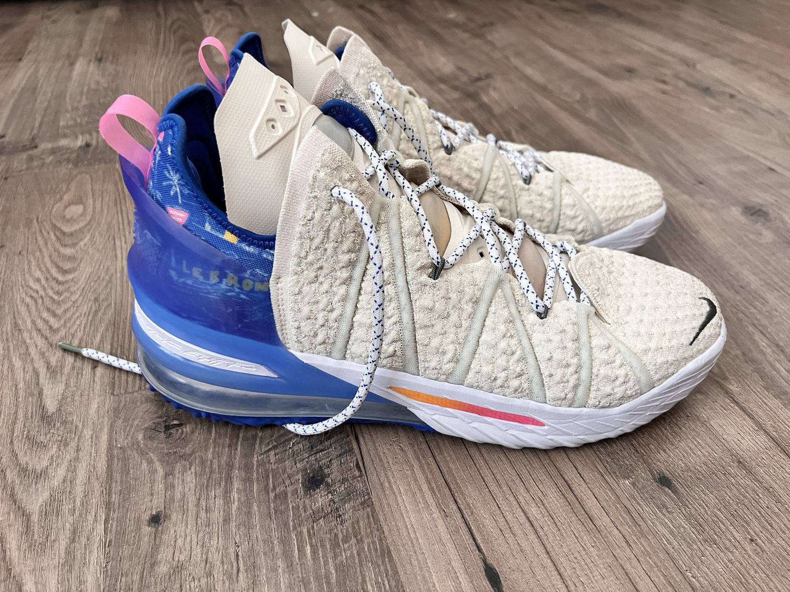 Nike LeBron 18 ‘Los Angeles By Day’ size 13