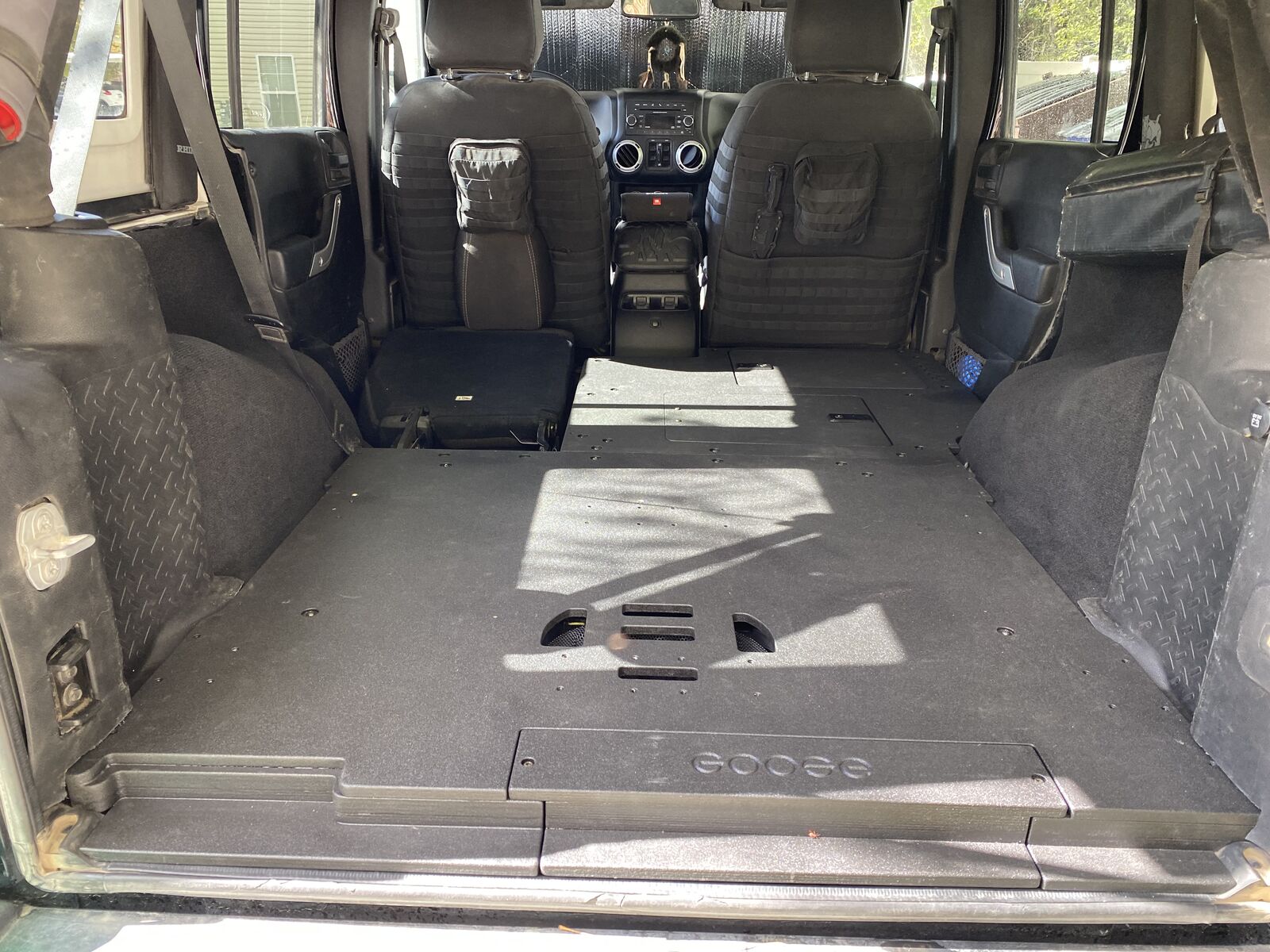 Goose Gear Jeep Wrangler JKU 4 Door - Rear Plate System + 2nd Row 60% Seat Delete Plate System